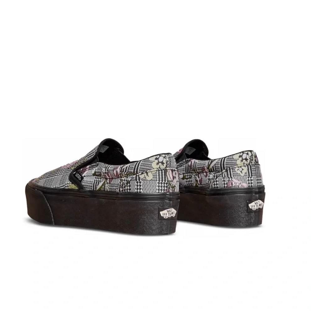 Vans Classic Slip-On Stackform Shoes VN0A7Q5RBM8 - Picture 4 of 6